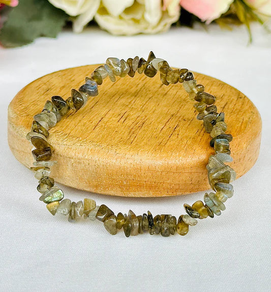 Awaken your inner Power & open you Third Eye Chakra Labradorite Uncut Crystal Bracelet - Abhimantrit & Certified